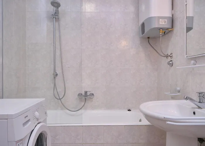 Appartement Fuer 4 Personen Ca- 80 M² In Split- Dalmatien - Gespanschaft Split-dalmatien By Interhome Split