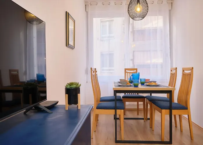 Appartement Fuer 4 Personen Ca- 80 M² In Split- Dalmatien - Gespanschaft Split-dalmatien By Interhome