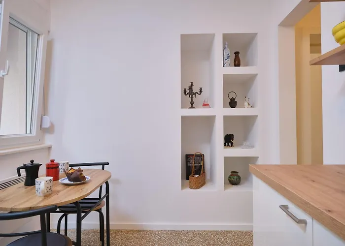 Appartement Fuer 4 Personen Ca- 80 M² In Split- Dalmatien - Gespanschaft Split-dalmatien By Interhome *