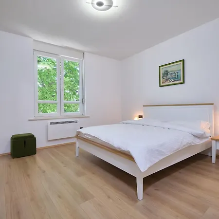 Fuer 4 Personen Ca- 80 M² In Split- Dalmatien - Gespanschaft Split-dalmatien By Interhome Апартаменты *